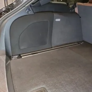 Audi Ses Sistemi Bewith subwoofer kapaklı