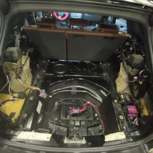 Audi 2010 Quatro fabrika ses yaıtım seviyesi bagaj