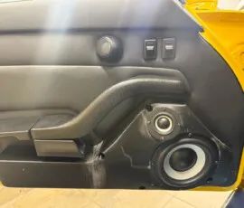 porsche 933 hoparlör eklemesi