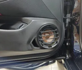 BMW 520i g60 ön kapı ses sistemi