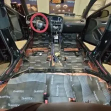 Audi 2010 Quatro ses yalıtım sonrası zemin ikinci katman