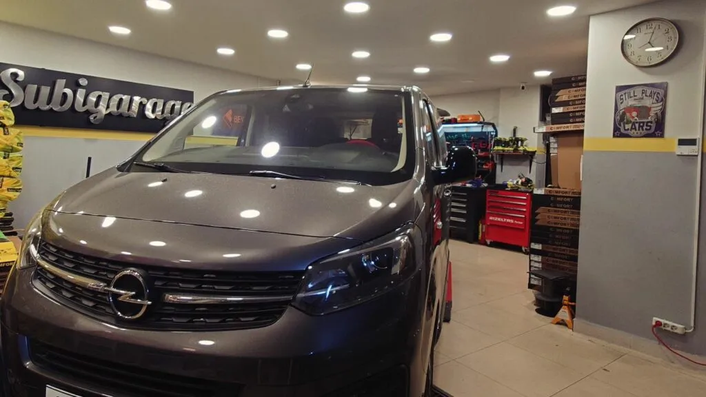opel-zafira-ses-sistemi-yalitim1