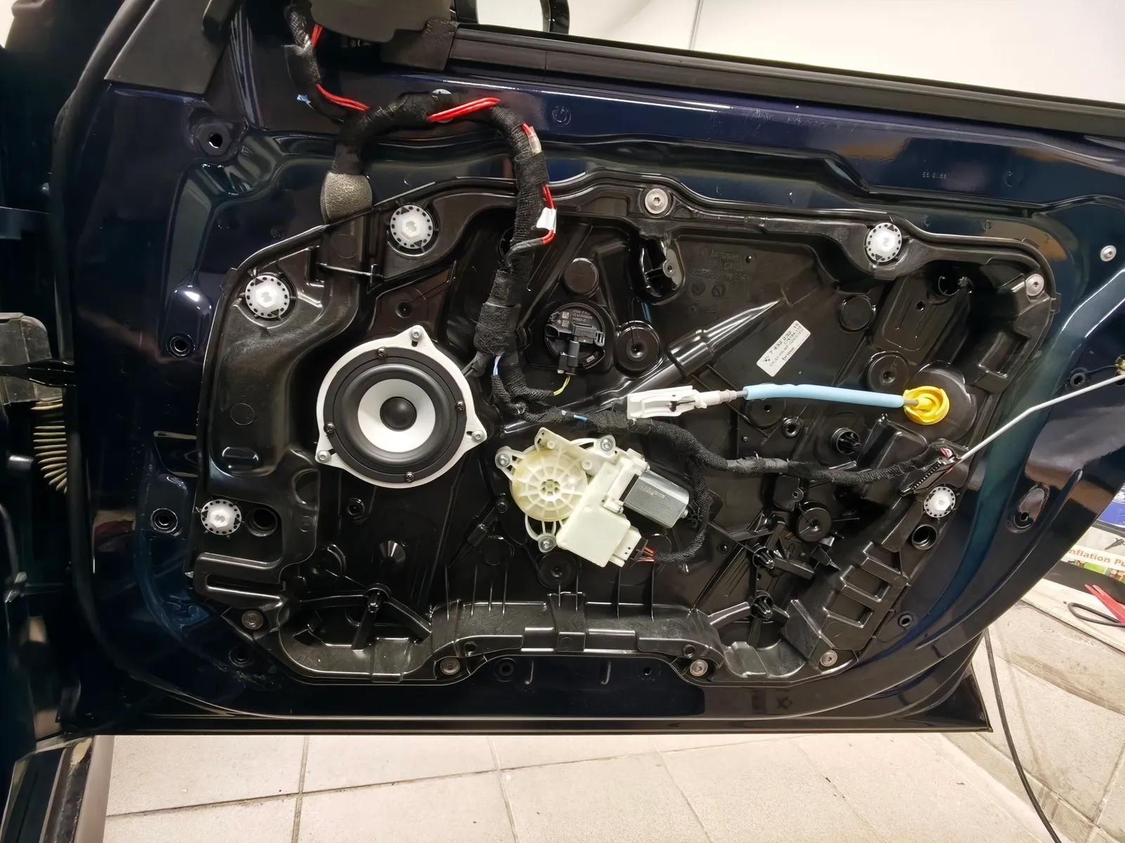 BMW 320 (G21) Hi-Fi Ses Sistemi – Bewith g21 door speaker